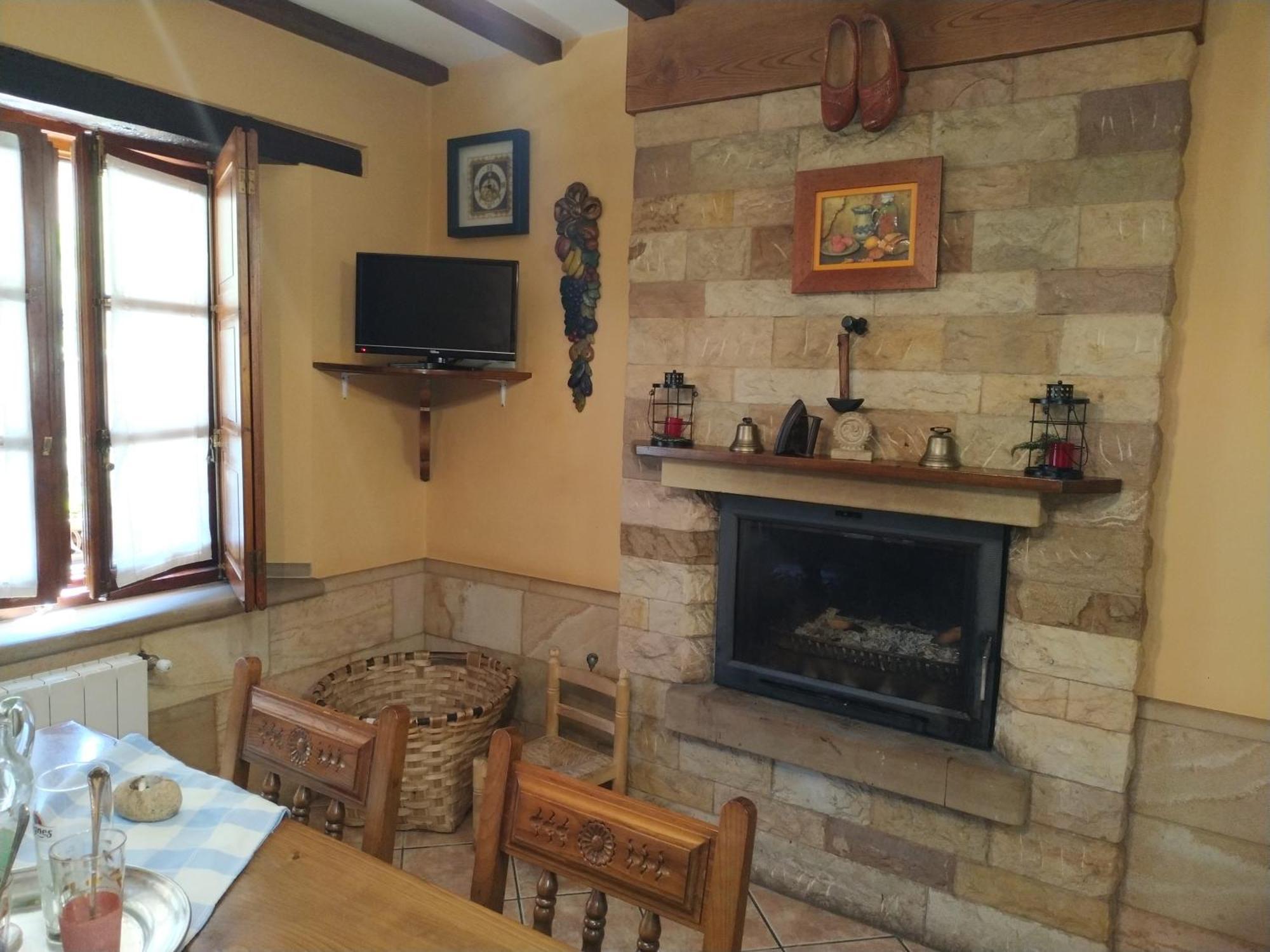 La Chimenea Cantabra Orena Εξωτερικό φωτογραφία